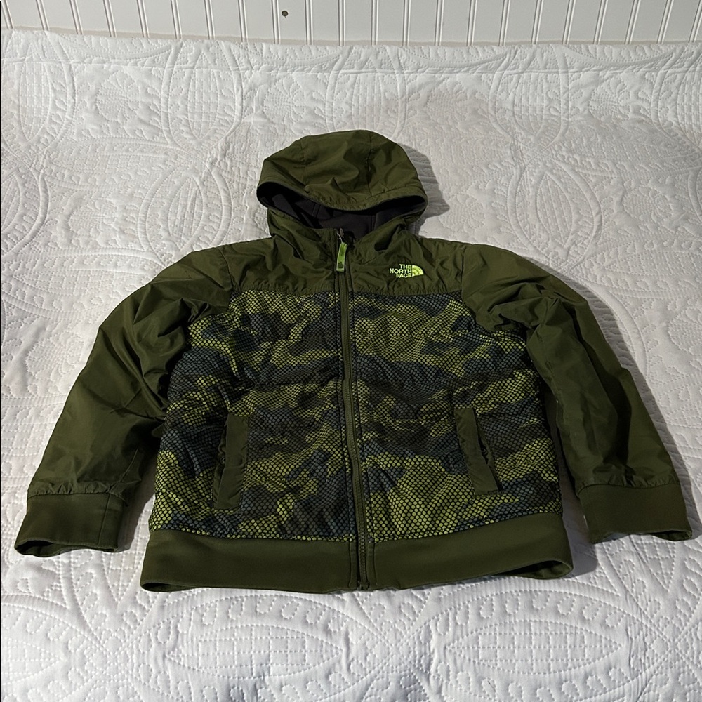 The North Face Boys reversible jacket SZ: M